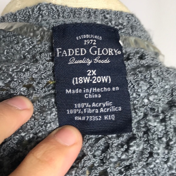 🌻3/25🌻 Open Crochet Loose Overlay Tunic Sweater - Picture 6 of 6